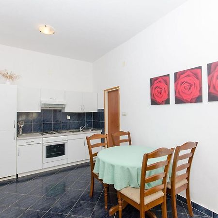 Apartments Ivanka Vis Luaran gambar