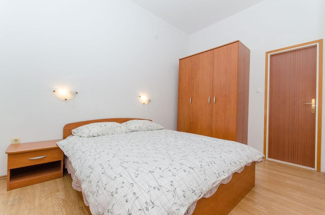 Apartments Ivanka Vis Luaran gambar