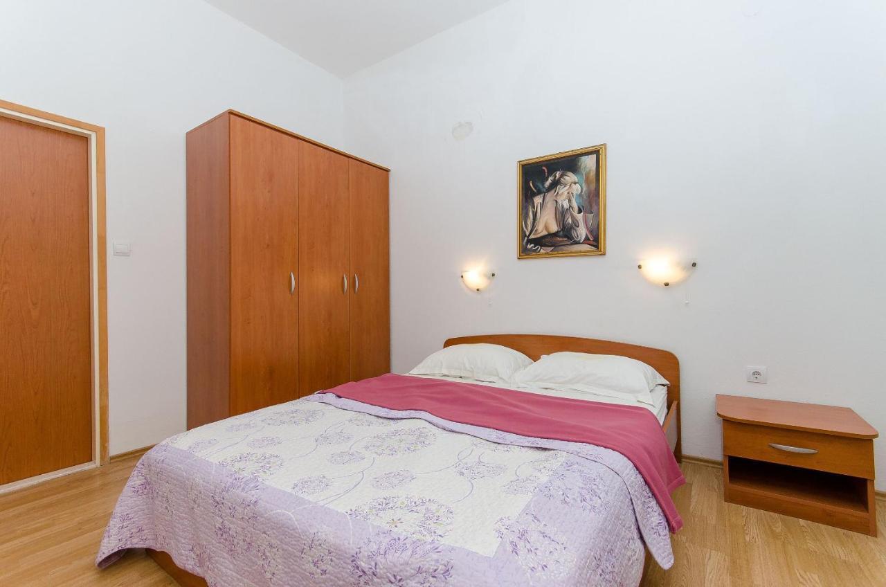 Apartments Ivanka Vis Luaran gambar