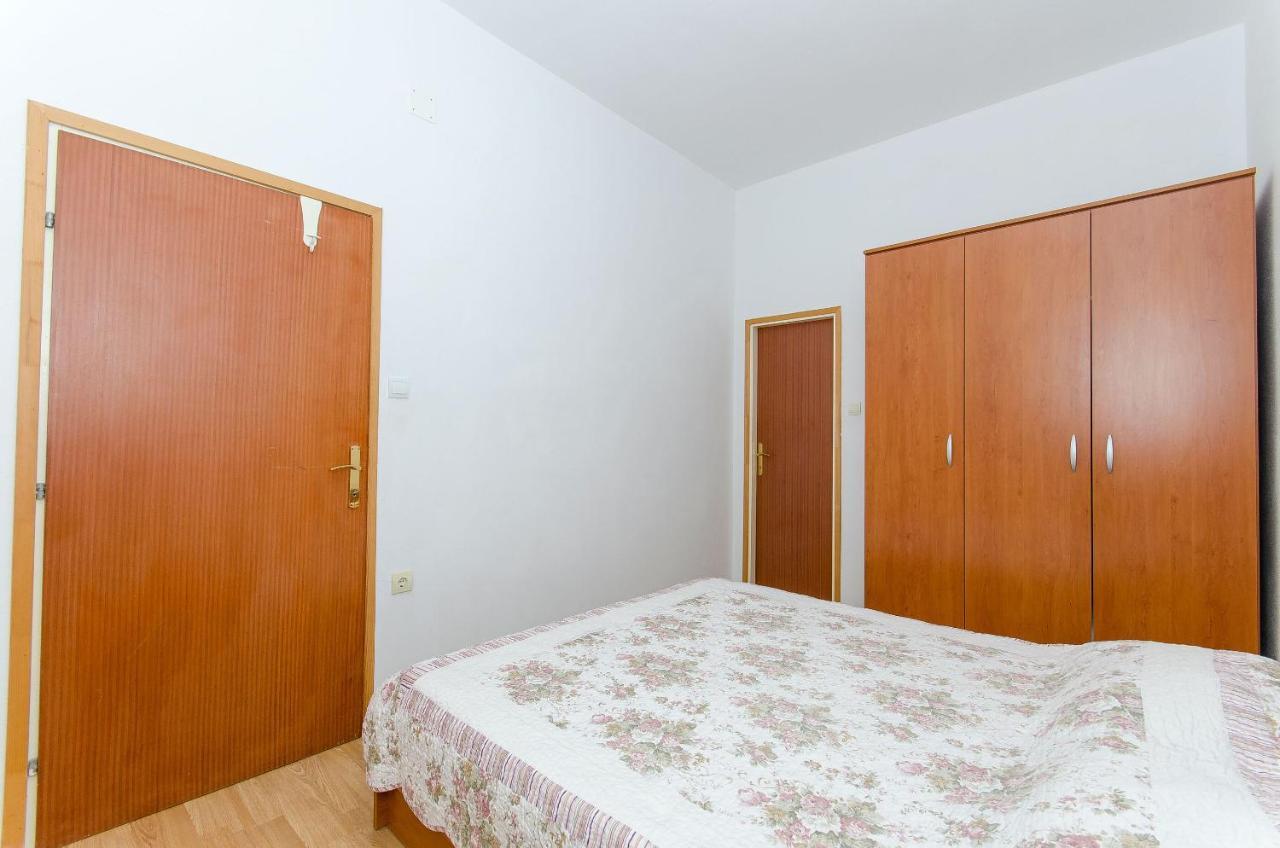 Apartments Ivanka Vis Luaran gambar