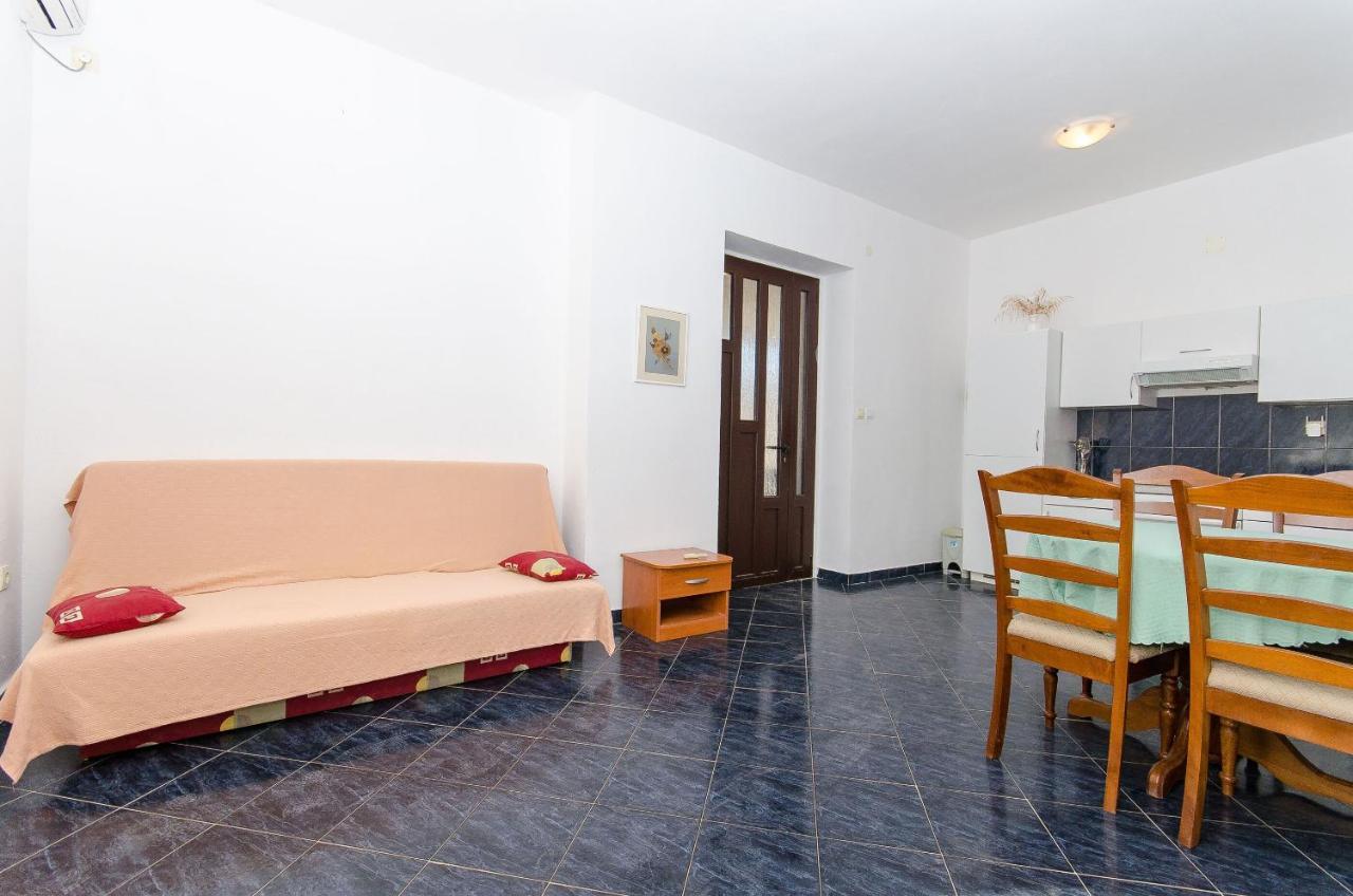 Apartments Ivanka Vis Luaran gambar