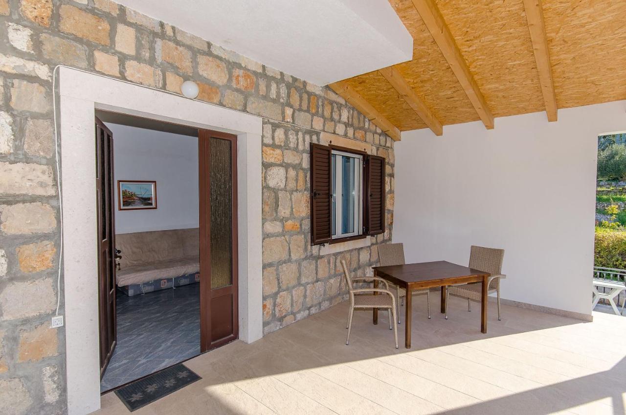 Apartments Ivanka Vis Luaran gambar